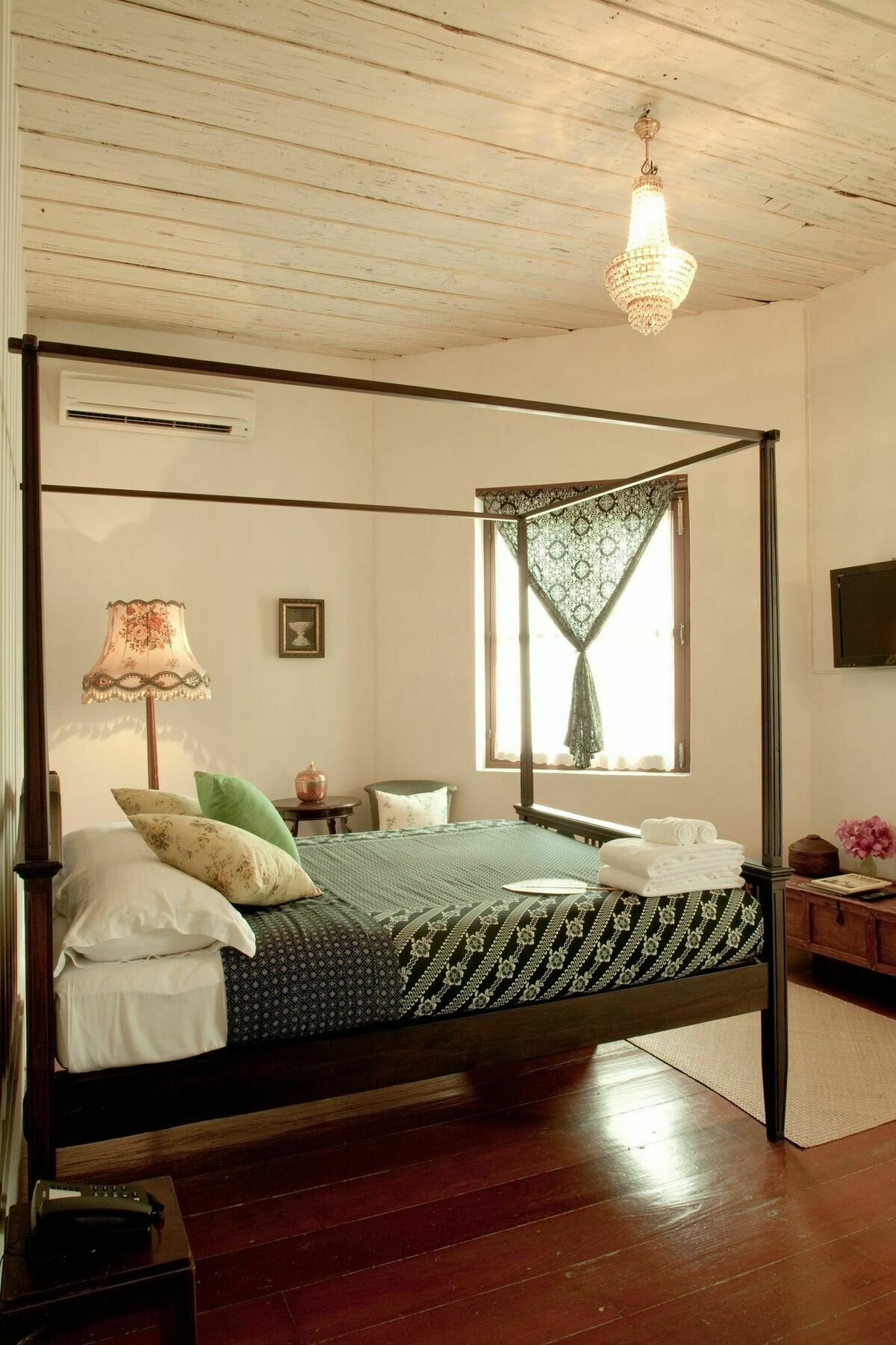 The Asadang Bed And Breakfast Bangkok Exterior photo
